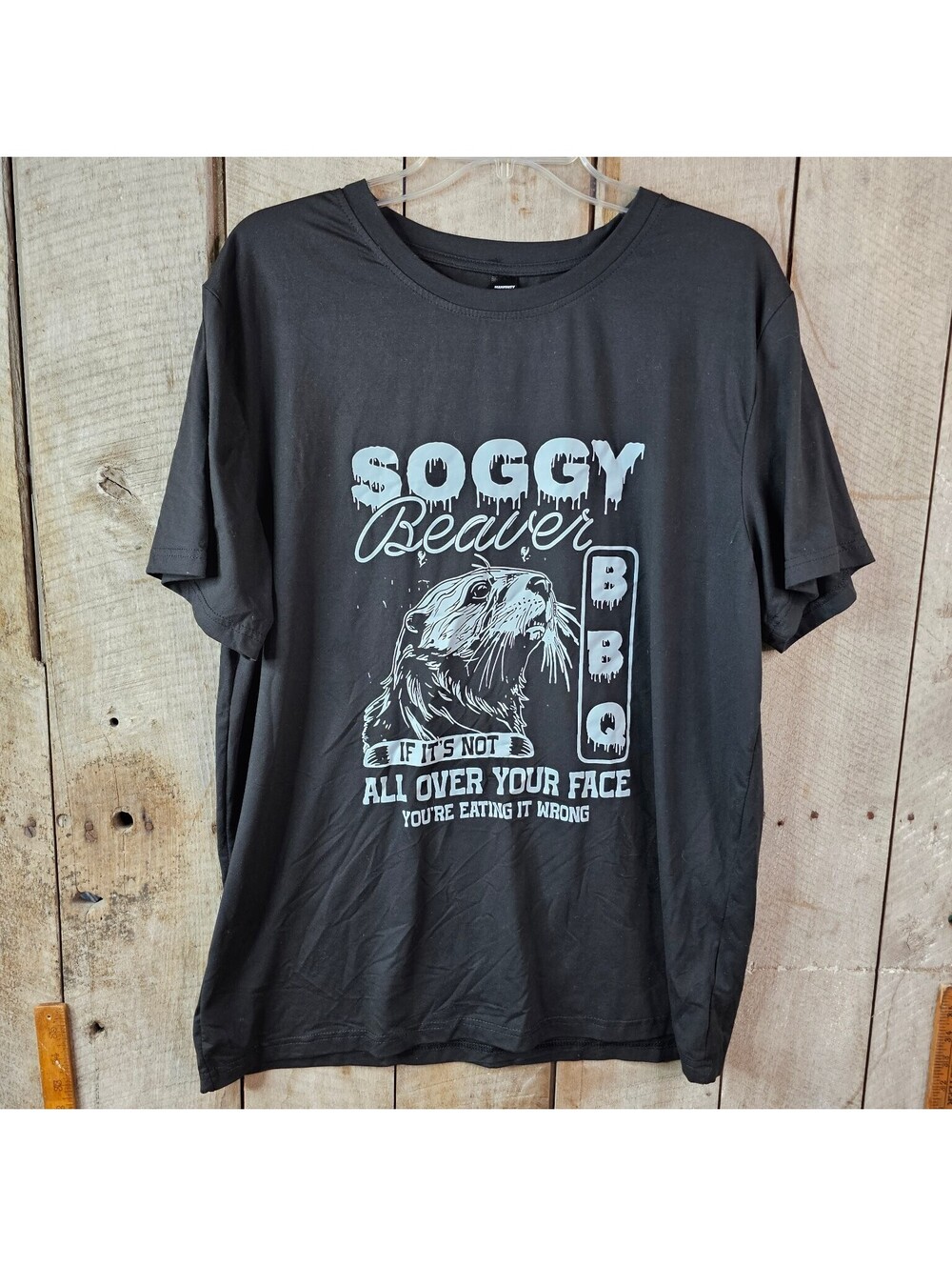 Manfinity Men's Large L Soggy Beaver BBQ Funny Graphic T-Shirt Black Humor Tee